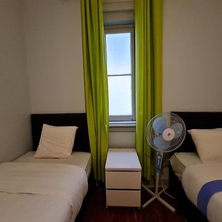 Shangri-La Hostel Anjos Lisboa Εξωτερικό φωτογραφία