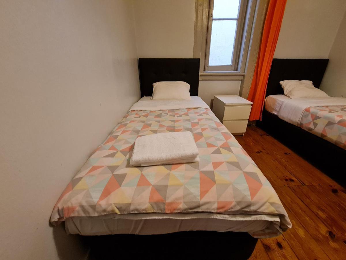 Shangri-La Hostel Anjos Lisboa Εξωτερικό φωτογραφία