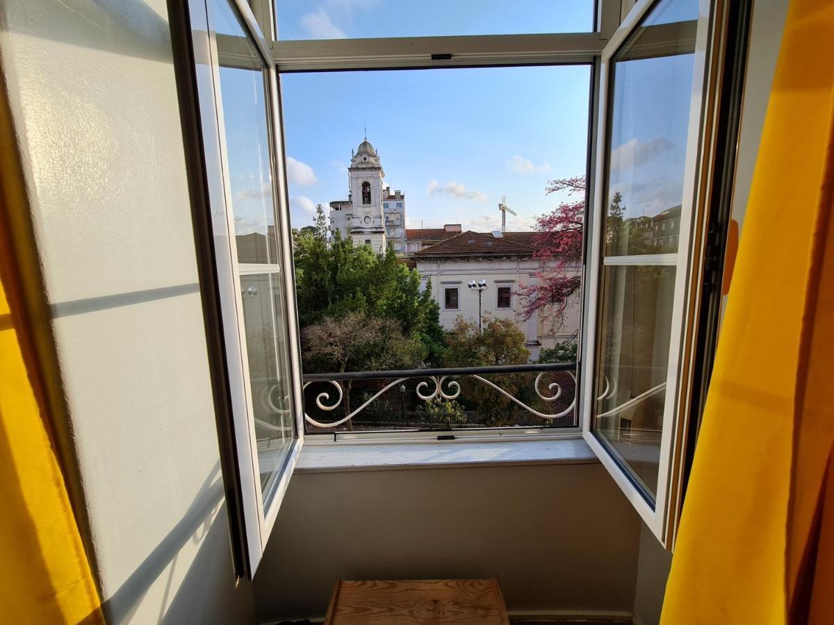 Shangri-La Hostel Anjos Lisboa Εξωτερικό φωτογραφία