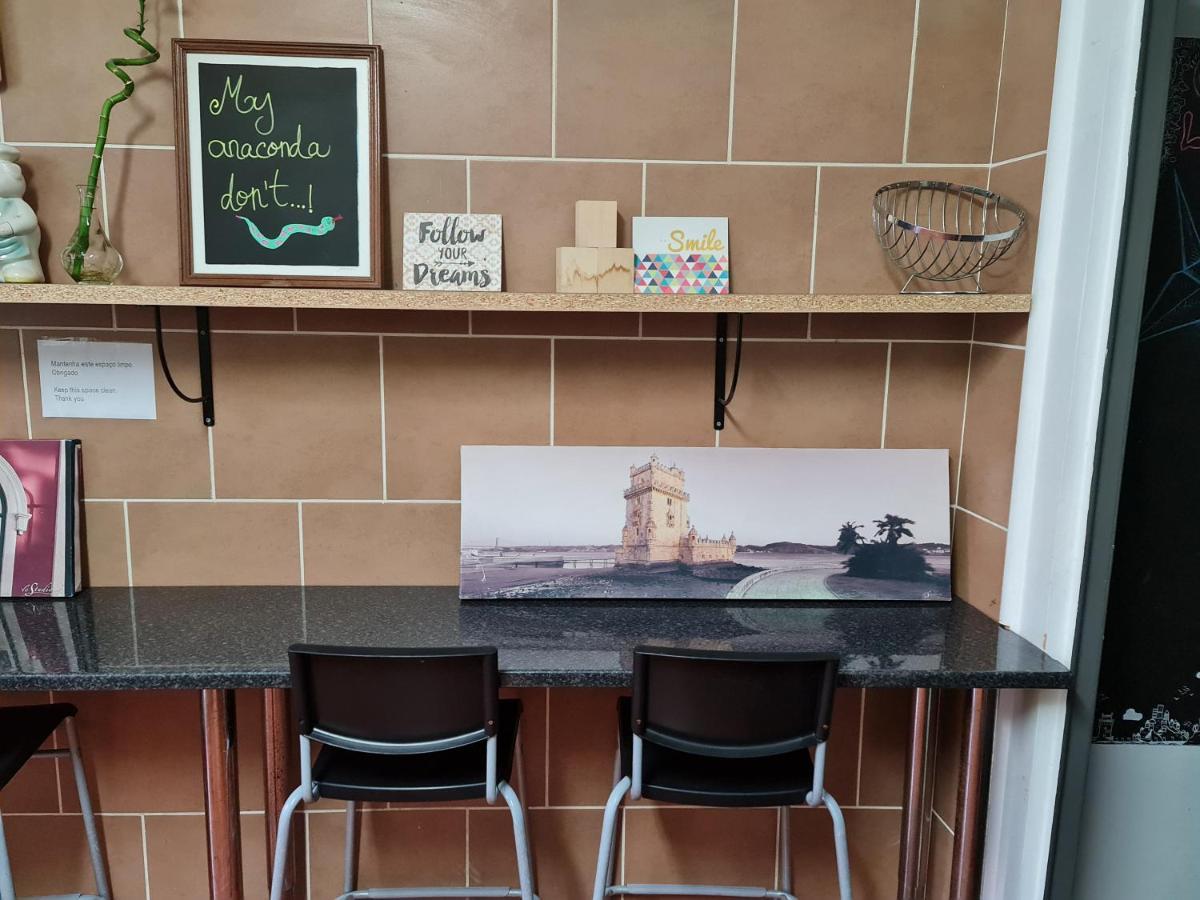 Shangri-La Hostel Anjos Lisboa Εξωτερικό φωτογραφία