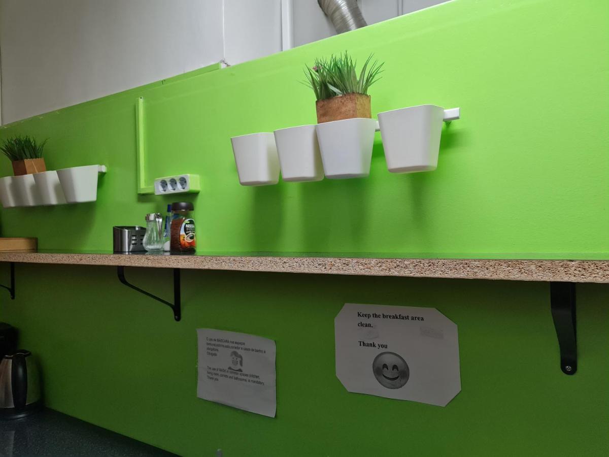 Shangri-La Hostel Anjos Lisboa Εξωτερικό φωτογραφία