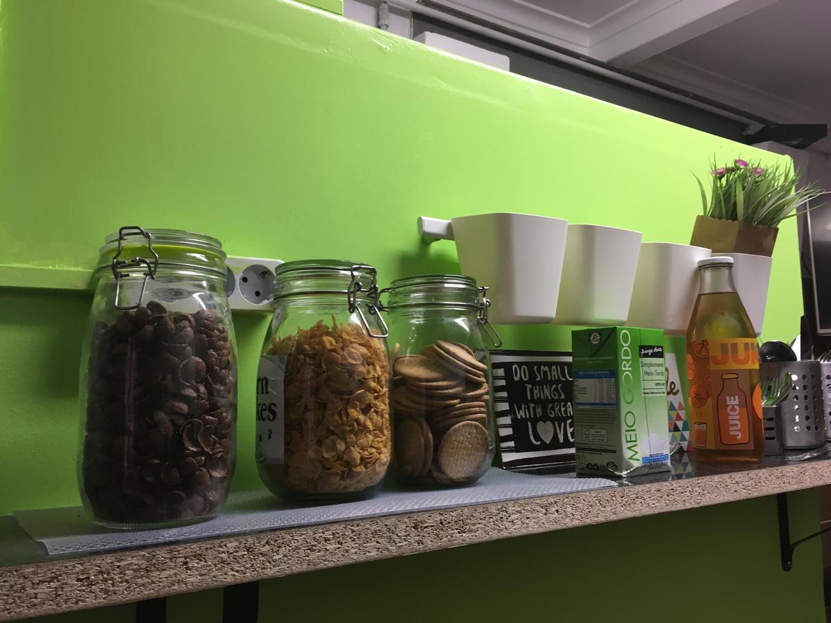 Shangri-La Hostel Anjos Lisboa Εξωτερικό φωτογραφία